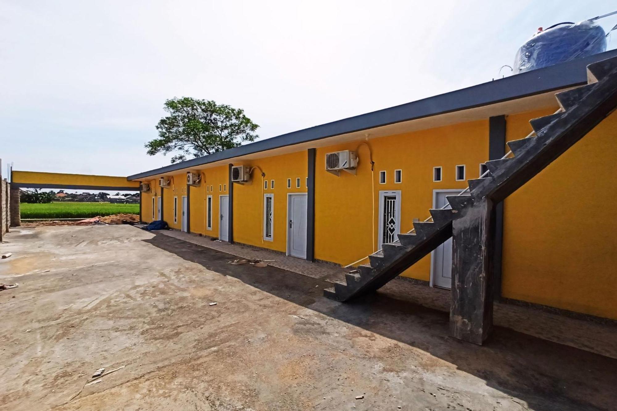 Reddoorz At Kay Residence Waydadi Lampung Bandar Lampung Exterior photo
