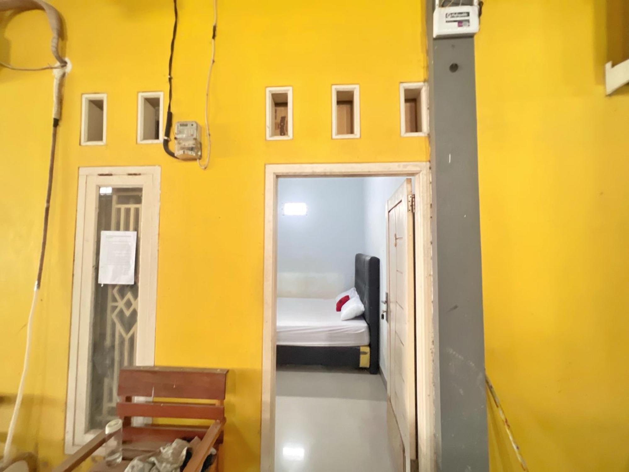 Reddoorz At Kay Residence Waydadi Lampung Bandar Lampung Exterior photo